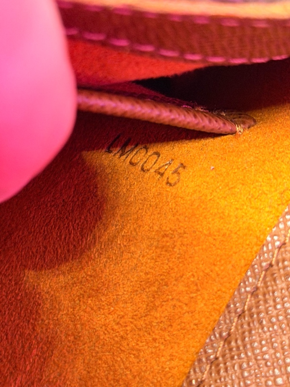 Louis Vuitton Vintage Monogram Crossbody Bag - Picture 13 of 14